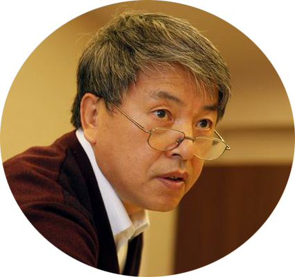 画家杨秀坤先生生活照