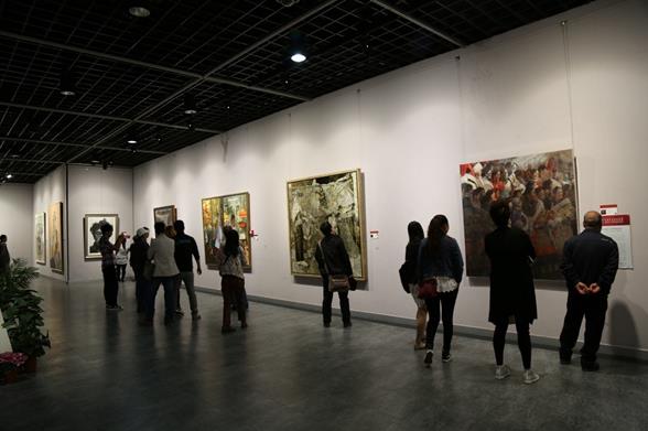 ��12��ȫ����չѲչ���ɹŰ�ͷ