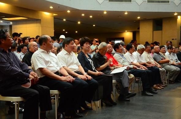 ���֮�����������䵮��������Ʒչ