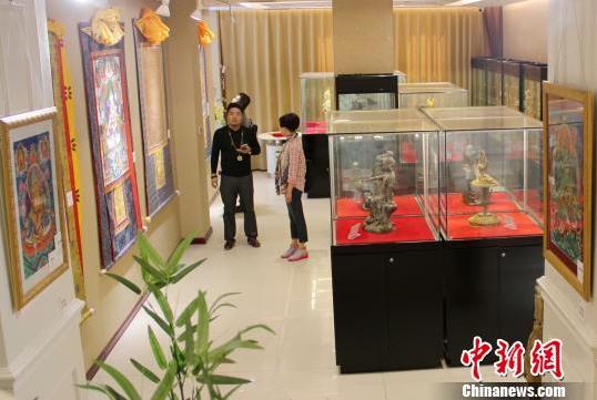 �ຣ�ȹ��ƿ�����չ�����Ļ