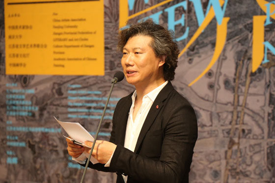 ����ۡ���Σ���й���չ�й���������Ļ