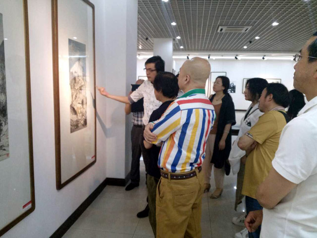 ���´�ͳ���й������ѧ�й����������о���������Ʒչ