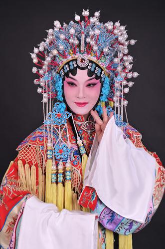 《祖国的好山河寸土不让》韩宁宁京剧名段书法展将举办