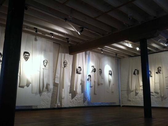 ����ˮī����չ�ڰĴ��������������������Ŀ�Ļ