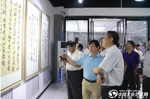 �����н���������60�����黭չ��չ