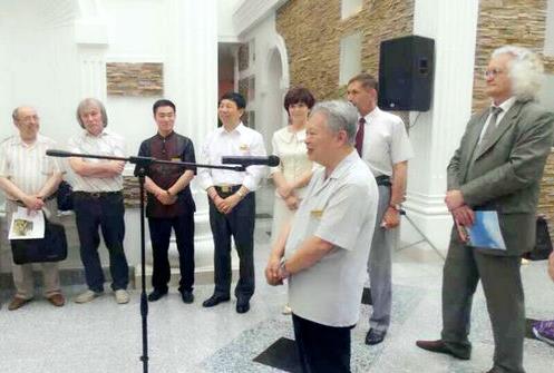 �й��黭����չ�ڰ׶���˹�׶�¡�ؾ���