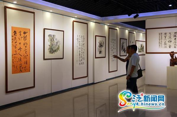 ȫ���黭������Ʒ����չ����������Ļ