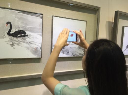 ���α�ˮī��Ʒչ�ں��ͺ��ؿ�Ļ