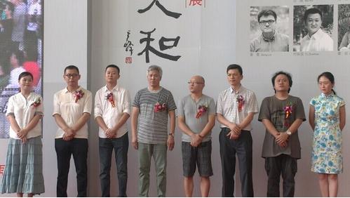 ������˺͡���������������չ�������Ļ