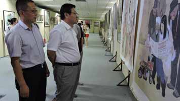 �������־ٰ��黭չ��ף��������