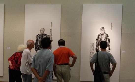 �����黭Ժ�ٰ���սʤ��70�����黭��Ʒչ