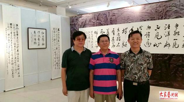 ���ú�ī��-�ɸڷ塢��ï�����һ�鷨չ���ػʵ���Ļ