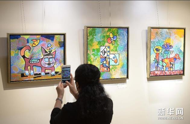 �¹���ɫ��������ͬ����չ���������ڻ���Ļ