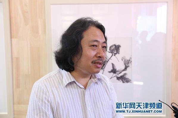 �ֹ㽡�黭��Ʒչ�ڽ���Ļ