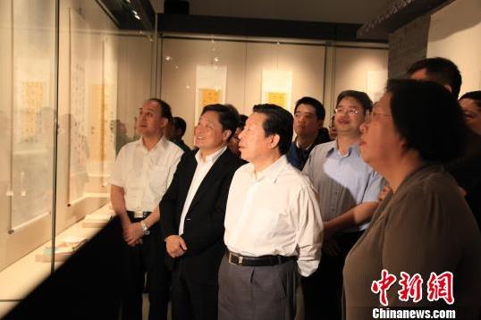 ������ʫ���鷨չ�������ͼ���