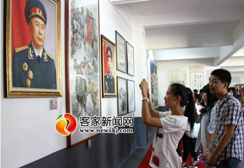 �����˹��ٰ�ڶ��조��������ȫ���黭������Ʒչ