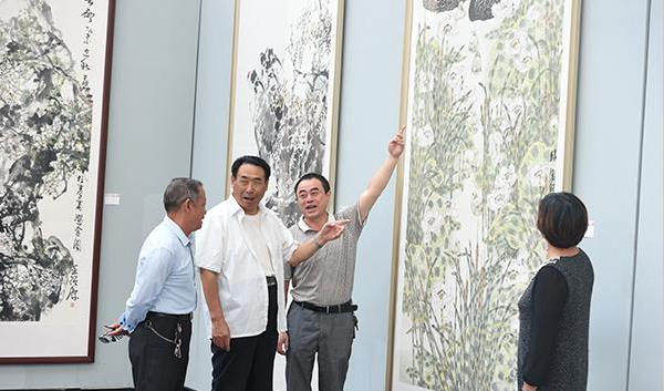 153��ɽ�����񻭾�Ʒ�ڿ�����չ��