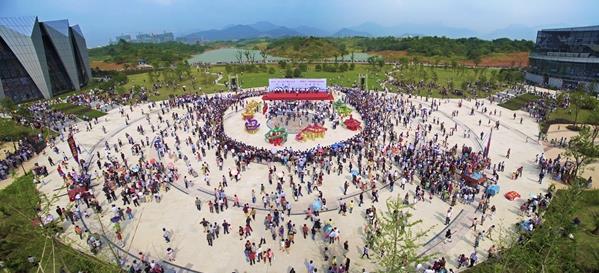 2015�ֽ����ڰ˽��й��黭���㽭�ֽ���Ļ