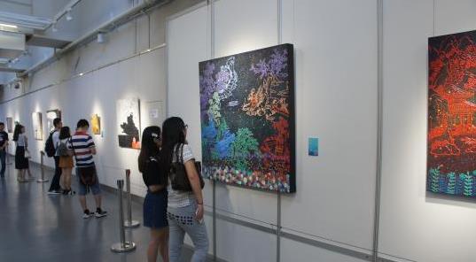 2015�Ͼ�������������˫��չ������������Ļ