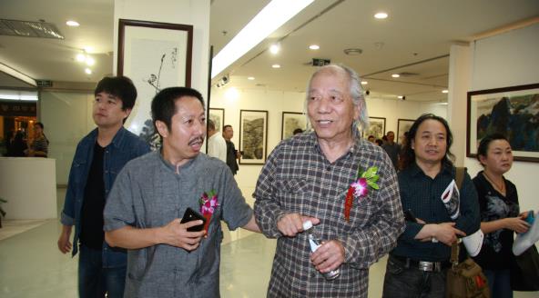 ����ʡɽˮ���о������ʮ����ٰ�������Ʒչ