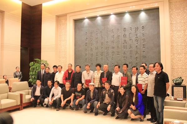 “时代领跑者”捐赠仪式在中国国家博物馆举行