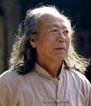 孜孜以求七十载 丹心壮歌中国梦