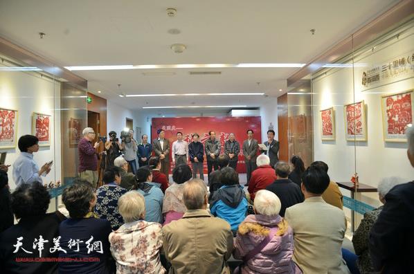 ���黭Ժ���������� �ٰ조��֮�ϡ��黭չ