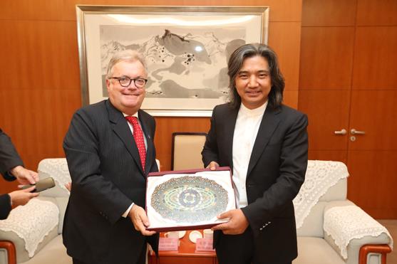 �������Ļ������������ŷ����й�������