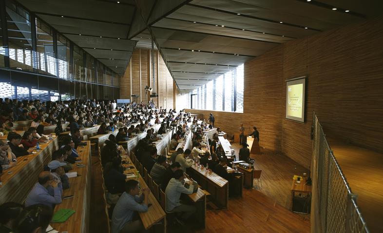 �й�����ѧԺ�׽조���黭�������޸��������ֻᡱ��Ļ