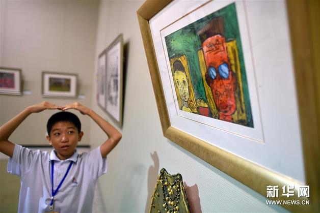 ȫ����Сѧ������չ����������Ʒչ���Ͽ�չ