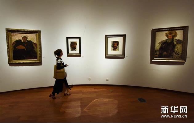 �޹������굮������չ�ں��ݾ���