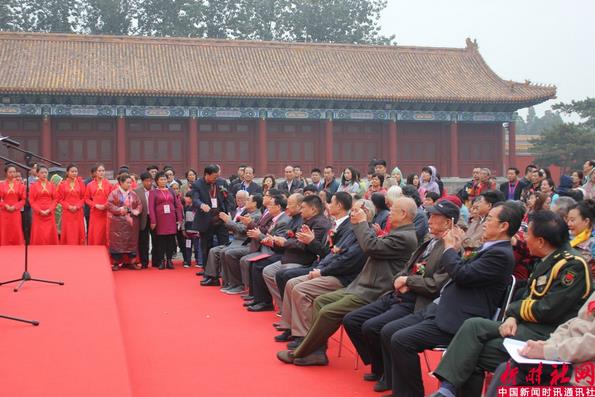 �������̫�����黭��Ʒչ̫����Ļ