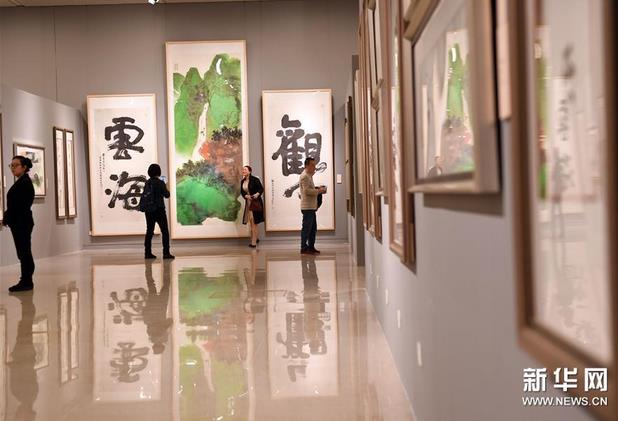 ����̩���������黭��չ�������