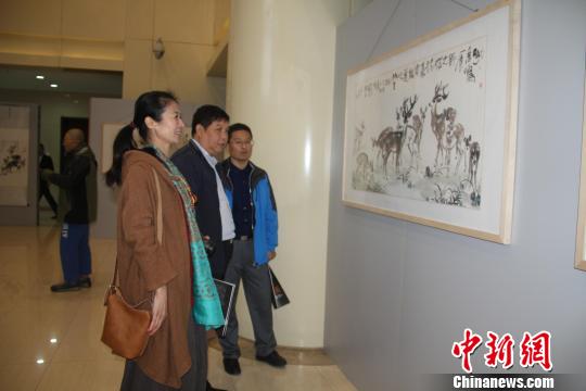 �������������顯�ٷ���Ʒ��չ��Ļ