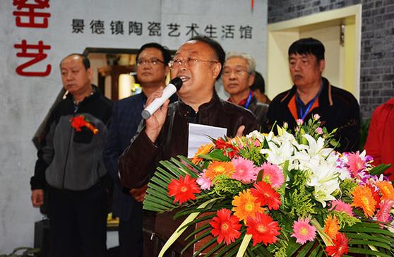 太原举办“不忘初心”纪念红军长征胜利80周年大型书画笔会
