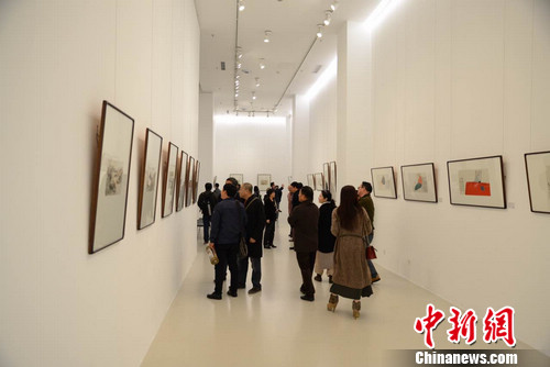 ���Ρ��й�����������չ��Ļ 72�����˻���չ