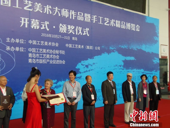 �й����������Ļ�֮�ÿ��� 500��λ������ʦ��չ