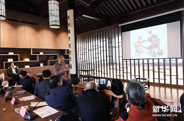 �����һ���ľ���껭��չѧ����̸�������ݾ���