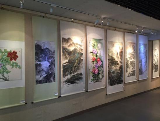 �׽�ͭ��Ⱥ���黭��Ӱչ���ల�ջ���