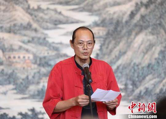 �������Ҷ�ϣԴ��ɫд��֮����Ʒչ�ڸ��ݾ���