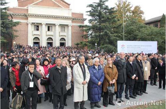 �廪����ѧԺӭ��60������ ǧλ������Ժ�˹����廪԰