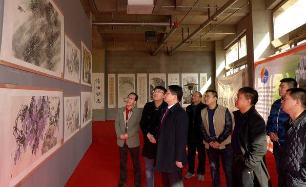 2016�´�ƽ���黭��������չ�ٷ���Ļ