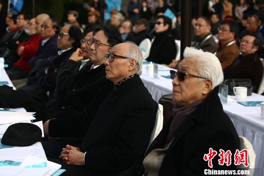 �Ϻ���ѧ�Ϻ�����ѧԺ��ʽ���� ��Զ��Ժ��