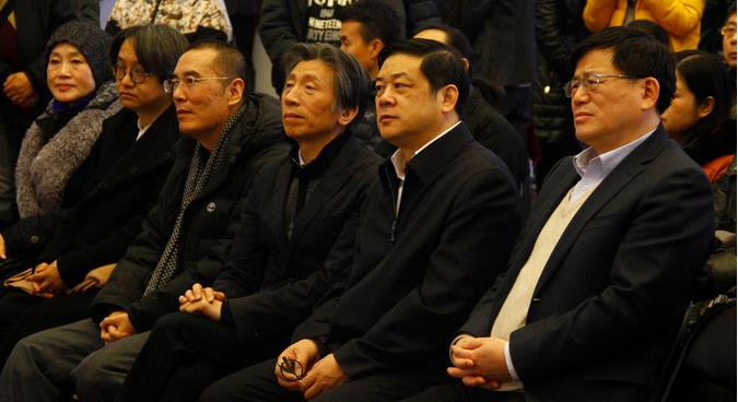 ������԰�������뵱�����ҶԻ�չ�ڹ��ҵ伮����ݿ�Ļ