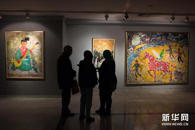 �������ұ��µġ�˿��֮·�� ͼ