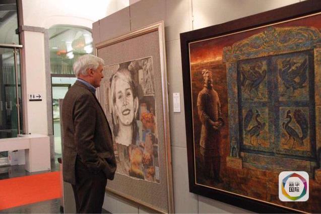 �й�����������ƷչѲչ�߽���³����