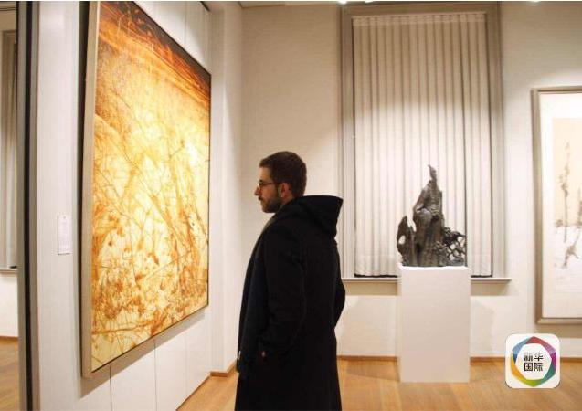 �й�����������ƷչѲչ�߽���³����