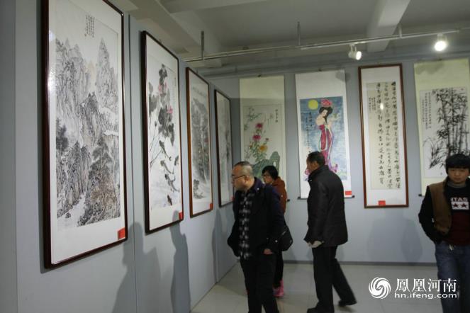 ������Ͽ�ٰ�ӭ�����黭��������չ