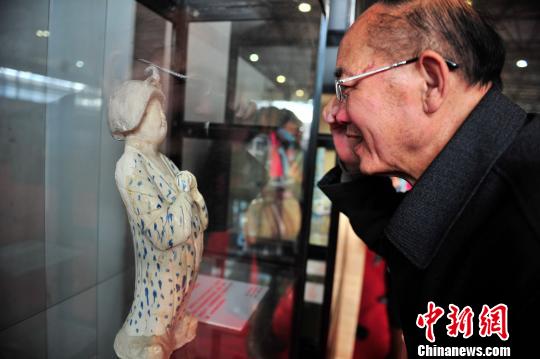 ���Ͼٰ��ղ�Ʒչ���� չ�������Ʒ