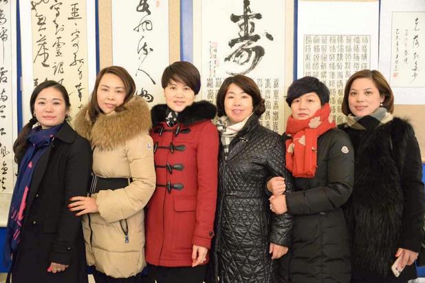  ������л�ʫ�黭�������ϻ���Ʒչ��ֳ�